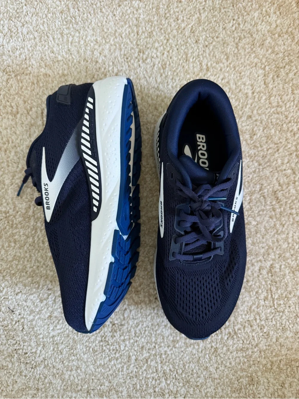 Brooks Beast GTS 24 - Men’s size 8, Extra Wide / 4e